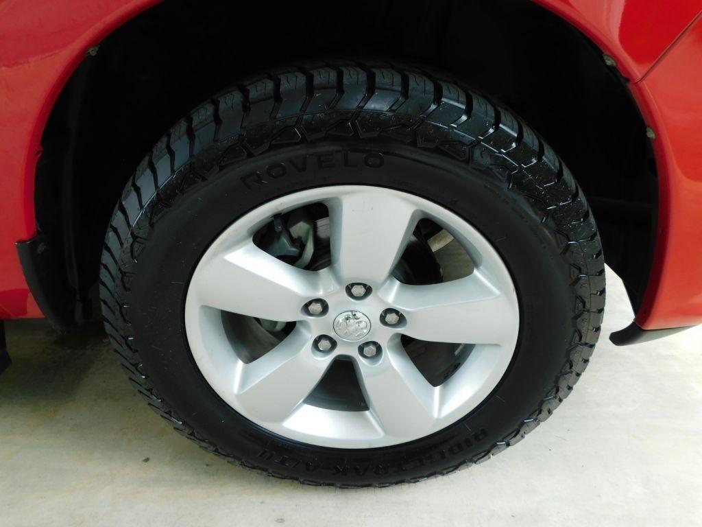 RAM 1500 Tradesman Crew Cab SWB 2WD 2013