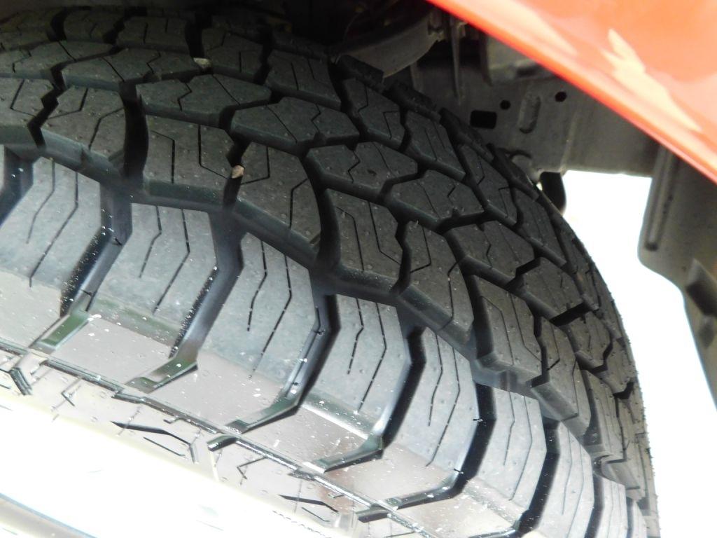 RAM 1500 Tradesman Crew Cab SWB 2WD 2013