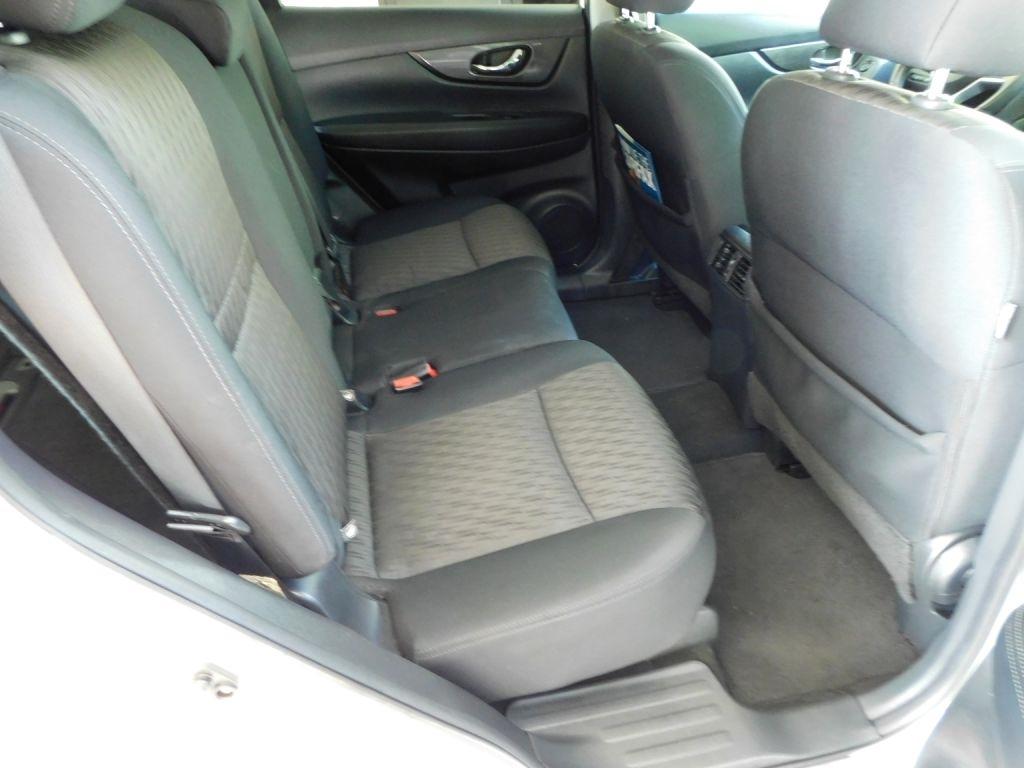 Nissan Rogue SV 2WD 2017