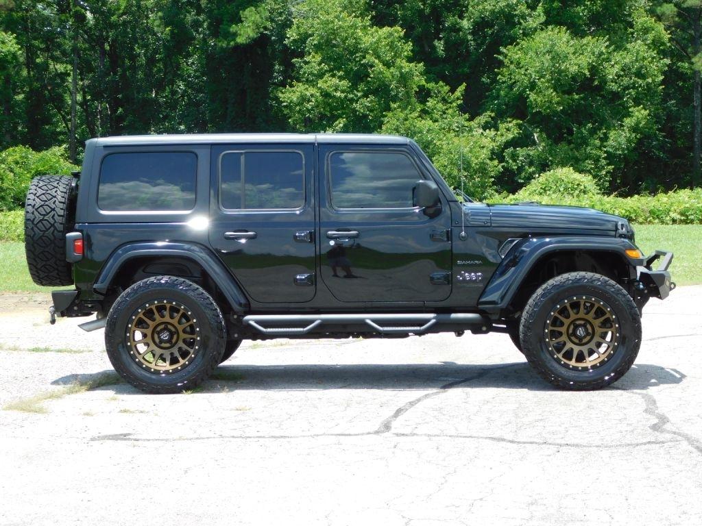 Jeep Wrangler Unlimited Sahara 2018