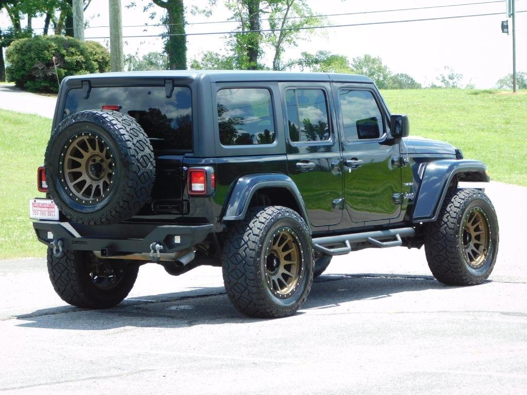 Jeep Wrangler Unlimited Sahara 2018