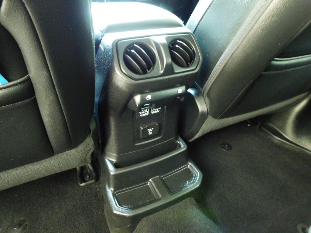 Jeep Wrangler Unlimited Sahara 2018