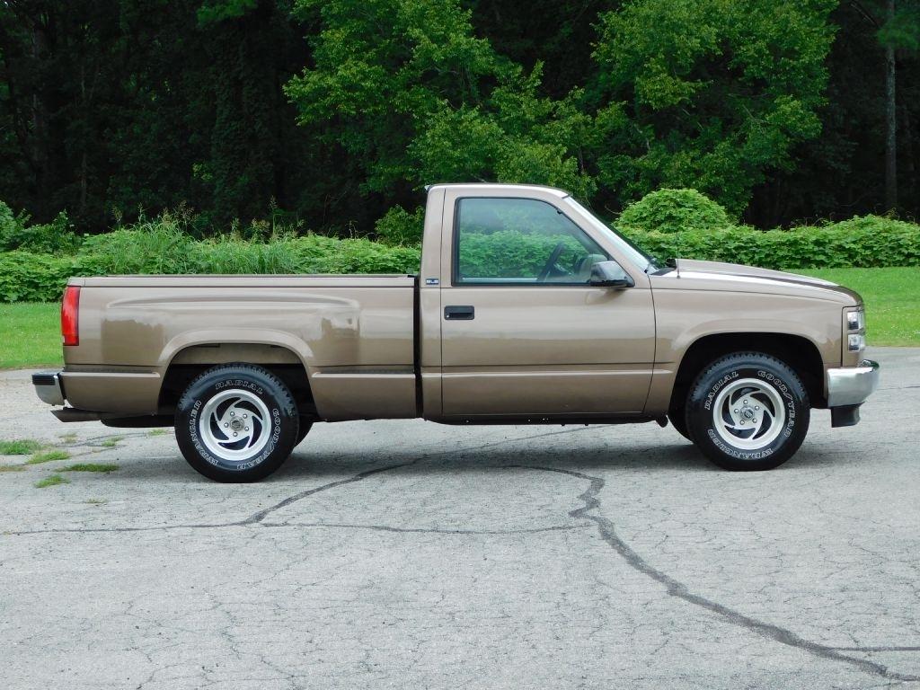 GMC Sierra C/K 1500 Reg. Cab 6.5-ft. Bed 2WD 1995