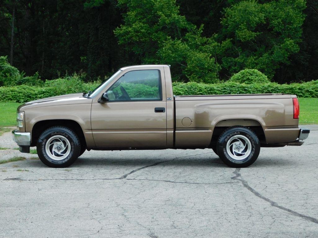 GMC Sierra C/K 1500 Reg. Cab 6.5-ft. Bed 2WD 1995