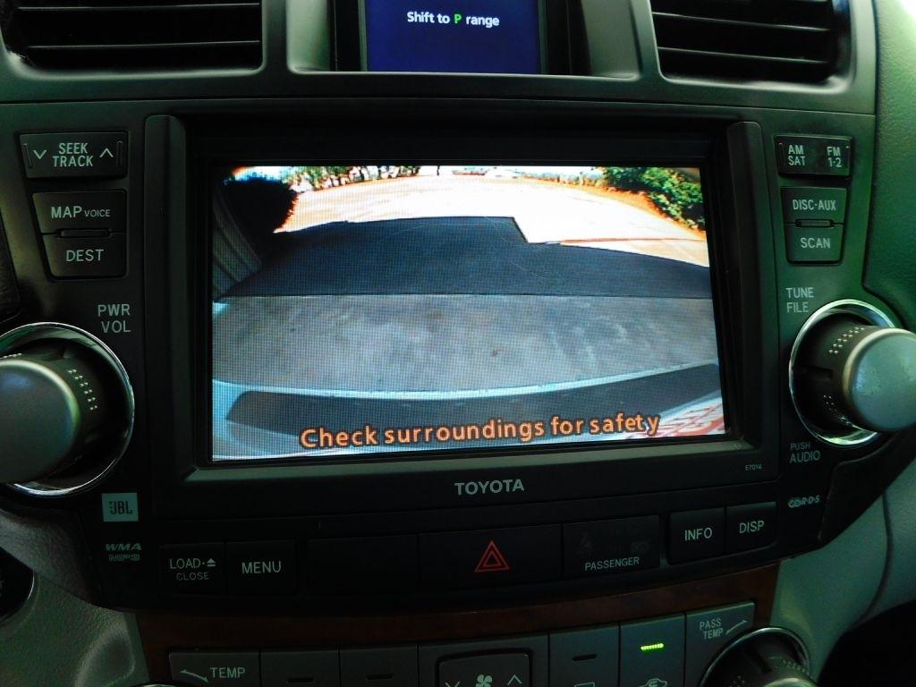 Toyota Highlander Limited 4WD 2010