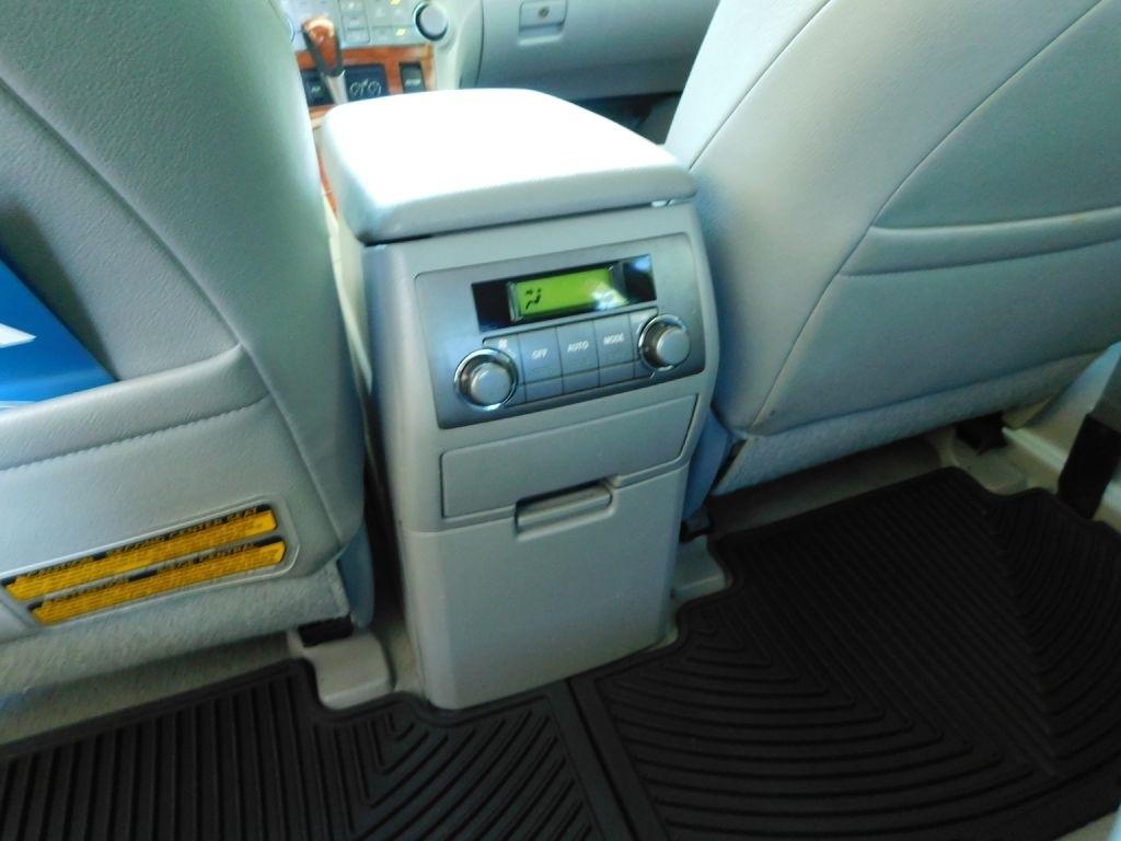 Toyota Highlander Limited 4WD 2010