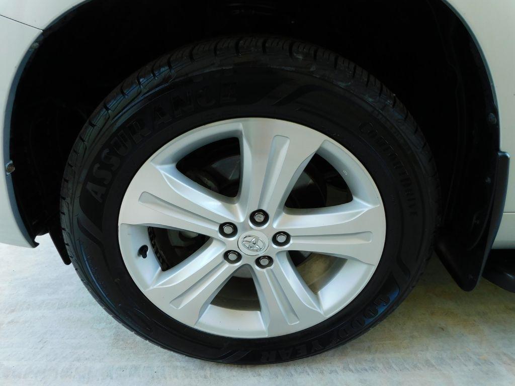 Toyota Highlander Limited 4WD 2010
