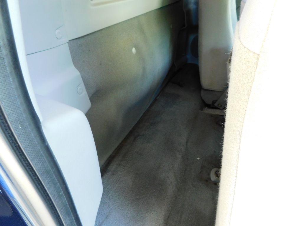 Ford F-150 XL Long Bed 2WD 2002