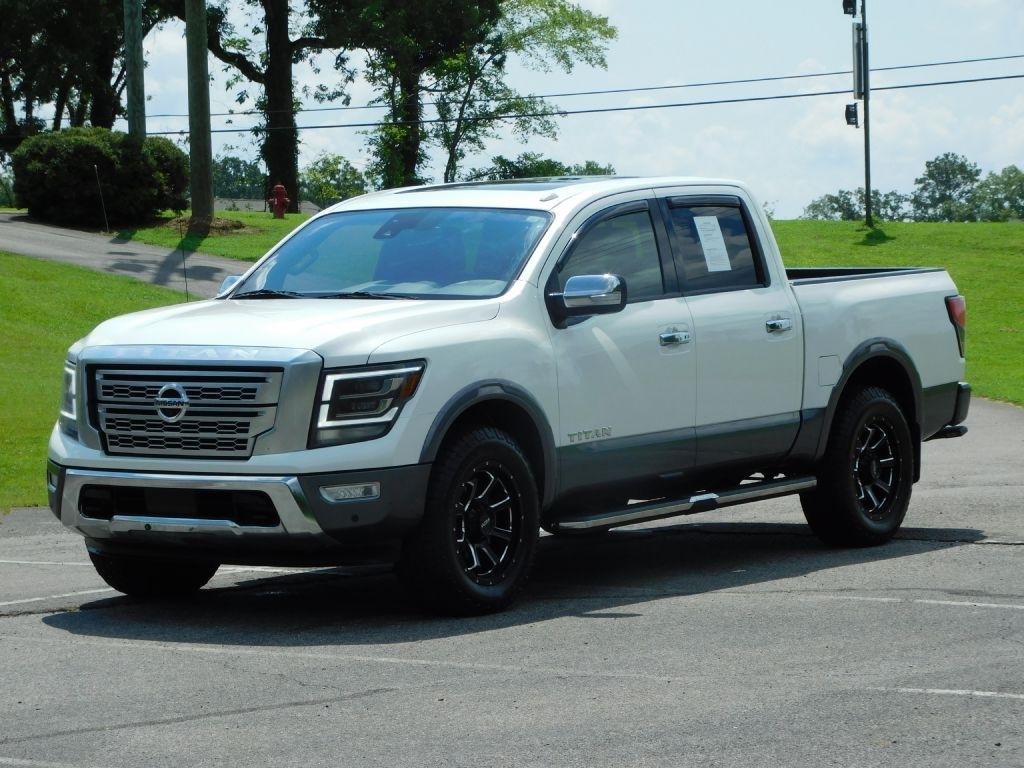 Nissan Titan Platinum Reserve Crew Cab 4WD 2021