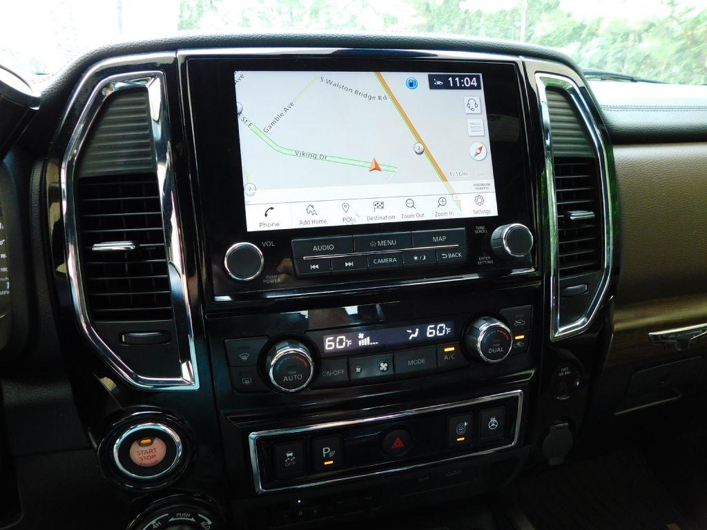 Nissan Titan Platinum Reserve Crew Cab 4WD 2021