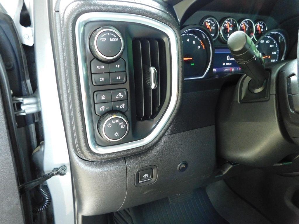 Chevrolet Silverado 1500 LT Trail Boss Crew Cab 4WD 2021