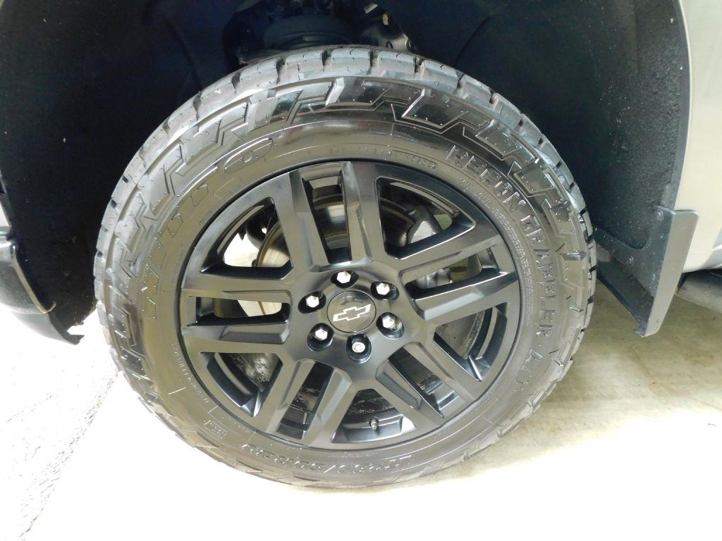 Chevrolet Silverado 1500 LT Trail Boss Crew Cab 4WD 2021