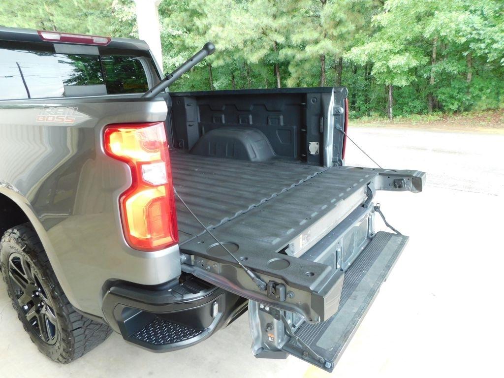 Chevrolet Silverado 1500 LT Trail Boss Crew Cab 4WD 2021