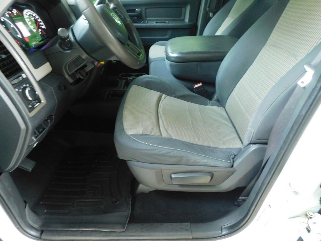 RAM 3500 ST Crew Cab LWB 4WD DRW 2012