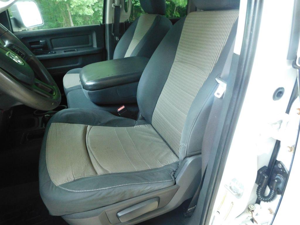 RAM 3500 ST Crew Cab LWB 4WD DRW 2012