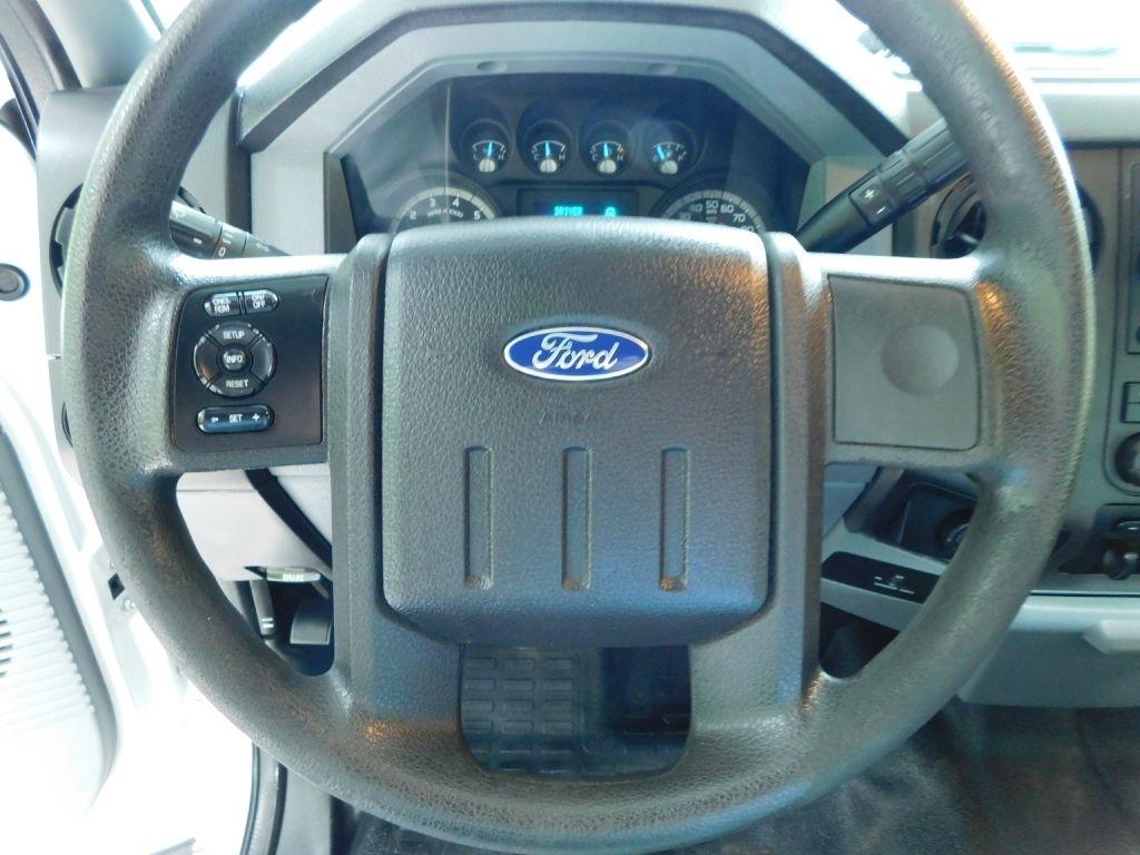 Ford F-250 SD XL SuperCab 4WD 2016