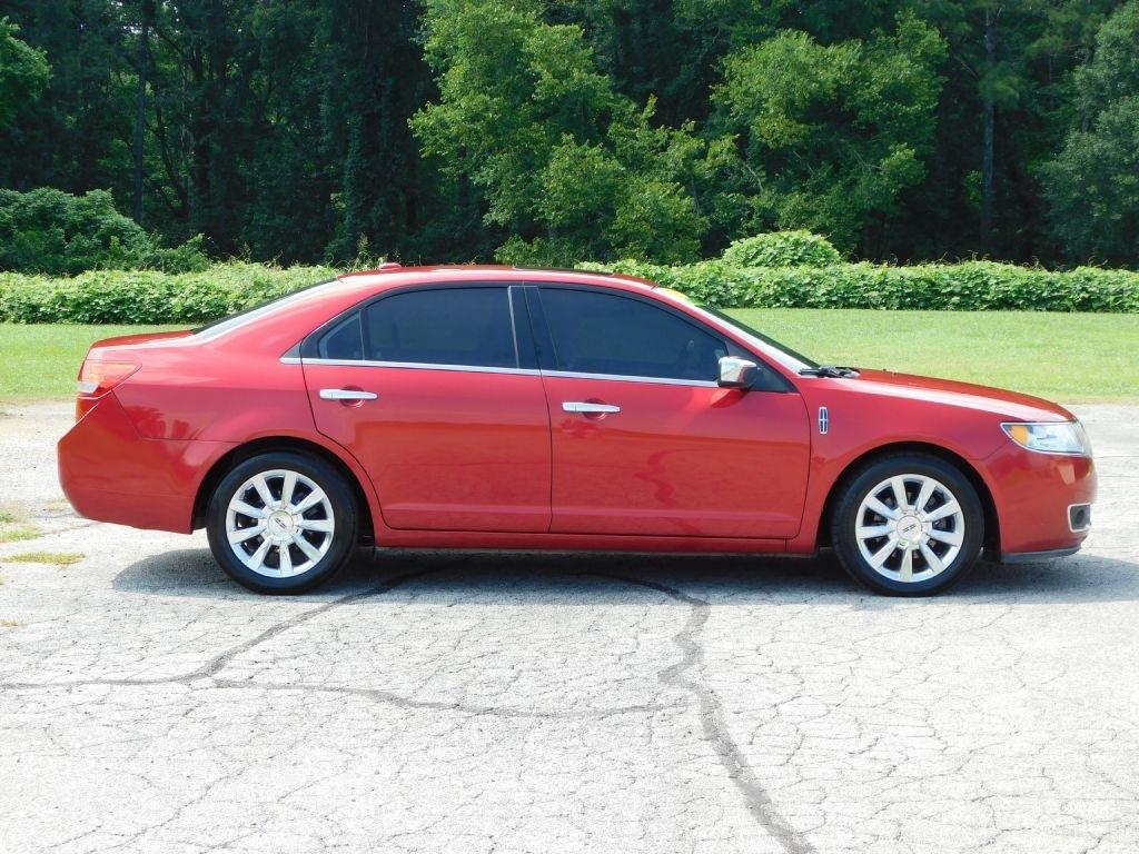 Lincoln MKZ FWD 2011