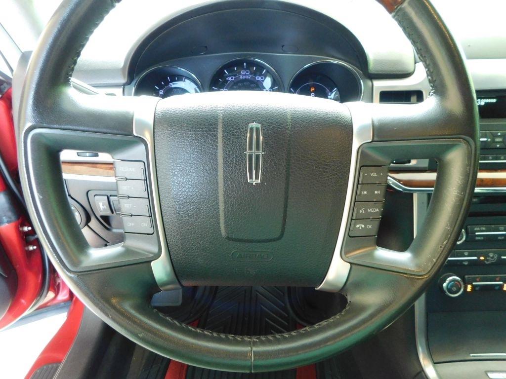 Lincoln MKZ FWD 2011