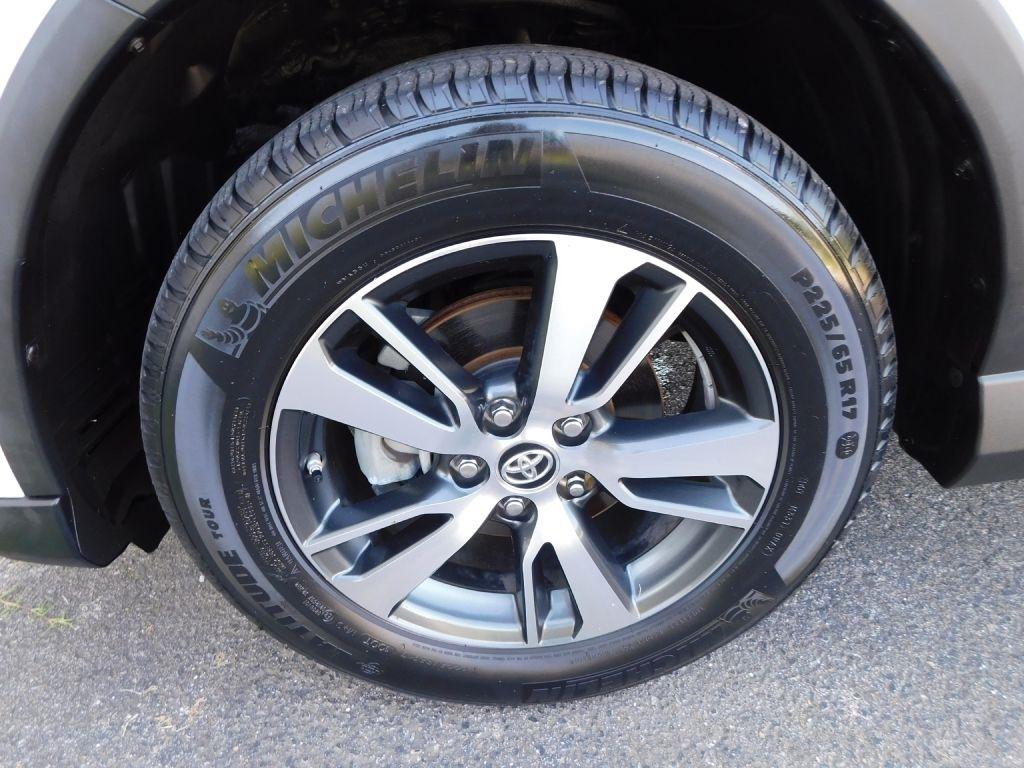Toyota RAV4 Adventure 4D SUV FWD 2018