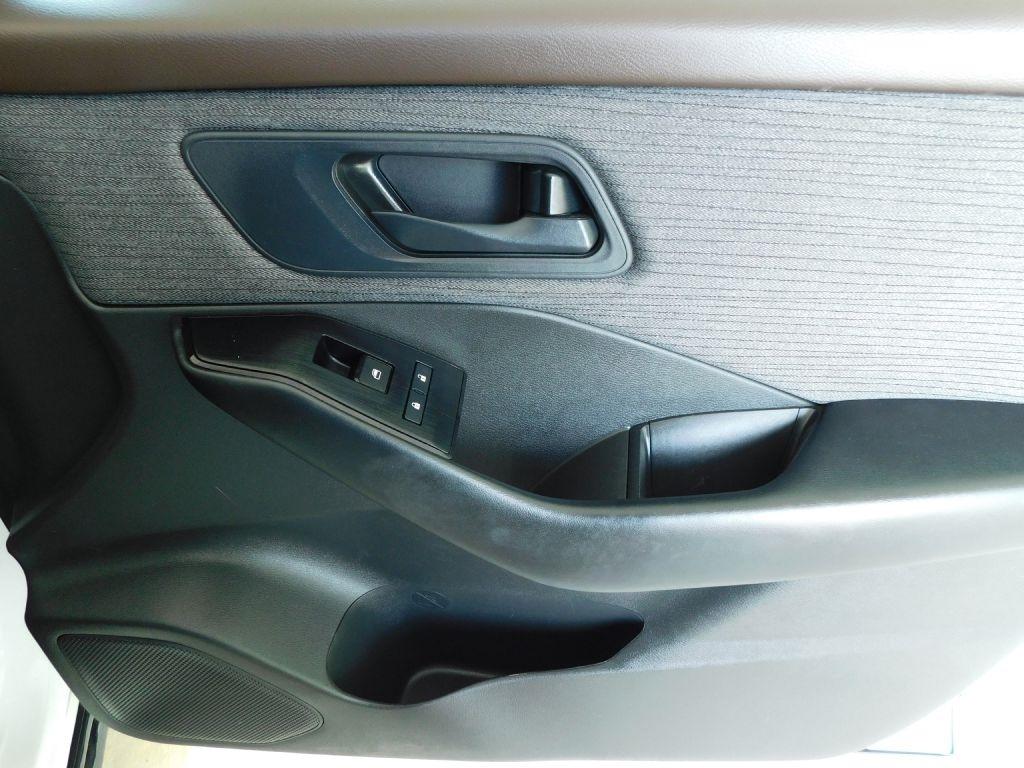 Nissan Rogue S AWD 2023