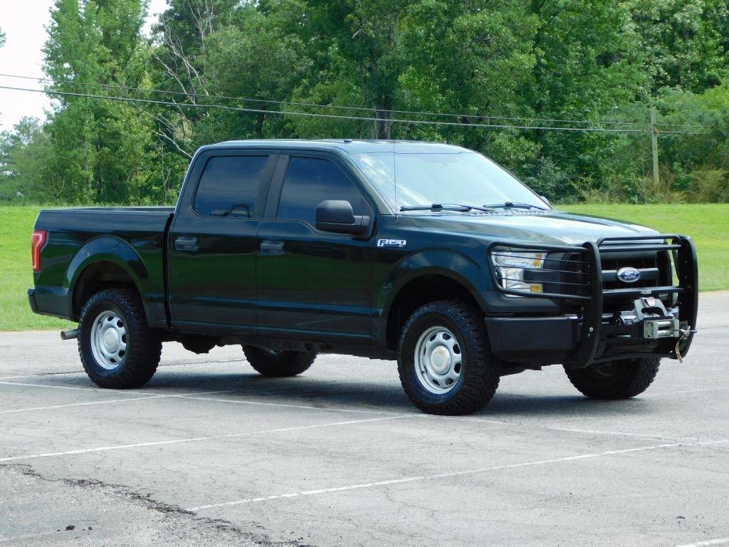 Ford F-150 XL SuperCrew 5.5-ft. Bed 4WD 2015
