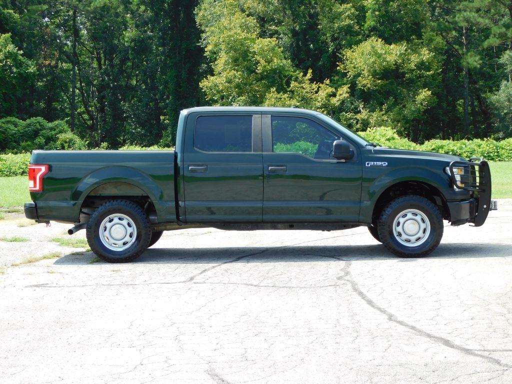 Ford F-150 XL SuperCrew 5.5-ft. Bed 4WD 2015