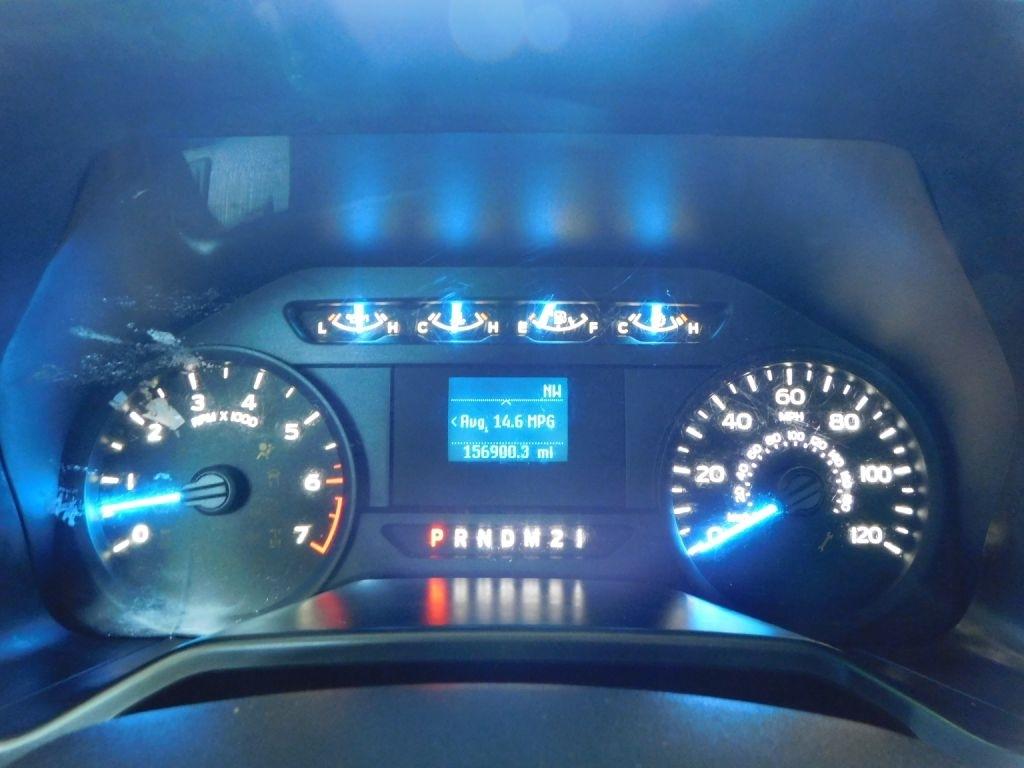 Ford F-150 XL SuperCrew 5.5-ft. Bed 4WD 2015