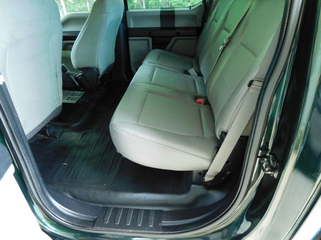 Ford F-150 XL SuperCrew 5.5-ft. Bed 4WD 2015