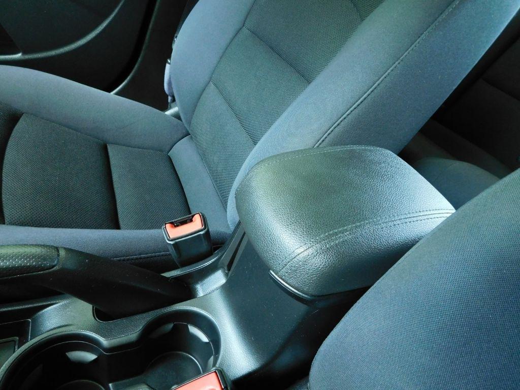 Chevrolet Cruze 1LT Auto 2013