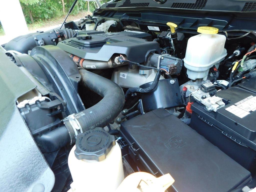 RAM 5500 Regular Cab 2WD DRW 2018