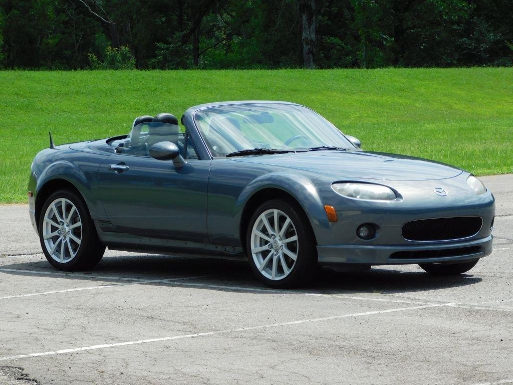 Mazda MX-5 Miata Grand Touring Power Retractable Hardtop 2008