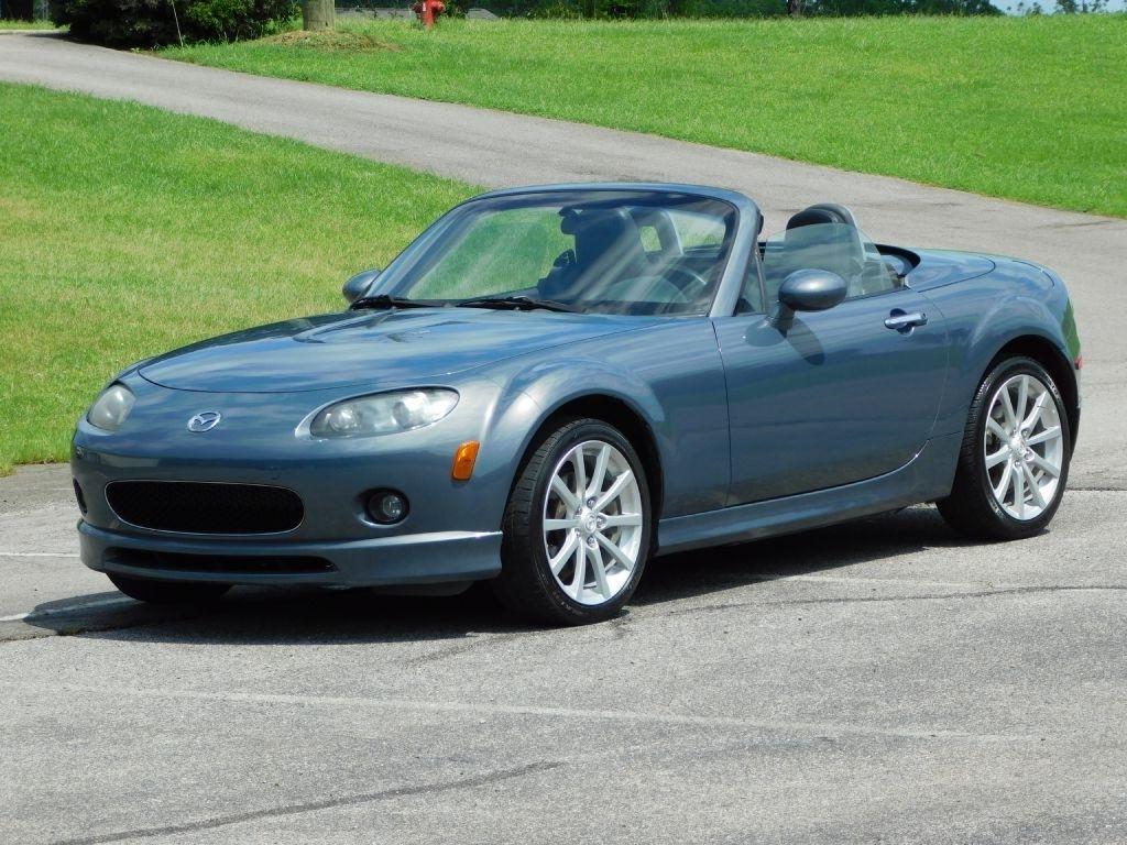 Mazda MX-5 Miata Grand Touring Power Retractable Hardtop 2008
