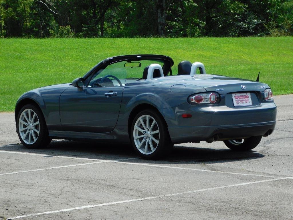 Mazda MX-5 Miata Grand Touring Power Retractable Hardtop 2008