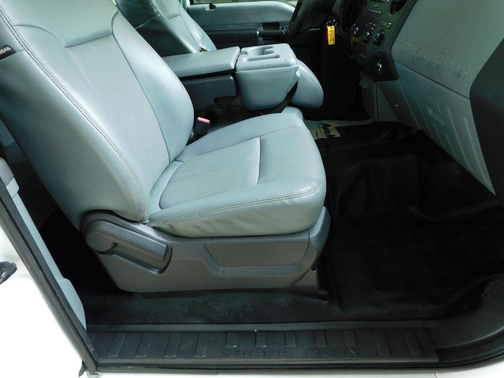 Ford F-250 SD XL SuperCab 4WD 2013