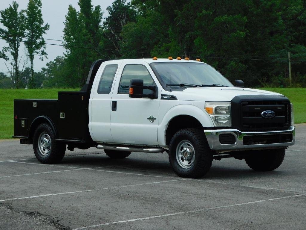 2013 Ford F-250 SD XL SuperCab 4WD