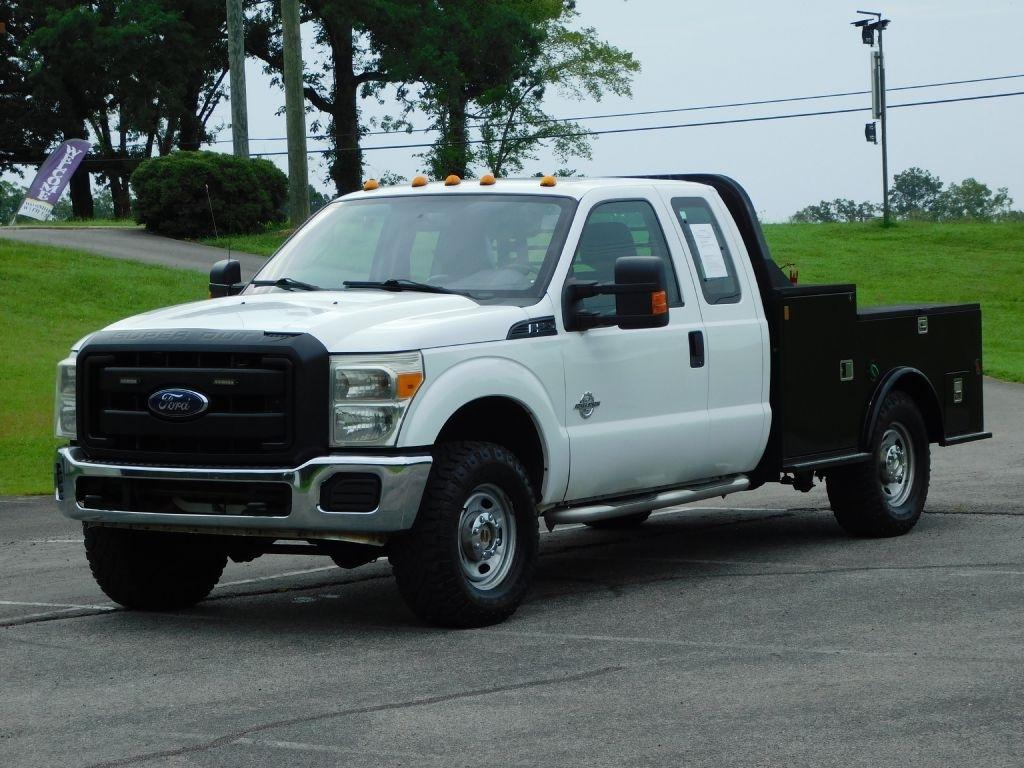 Ford F-250 SD XL SuperCab 4WD 2013