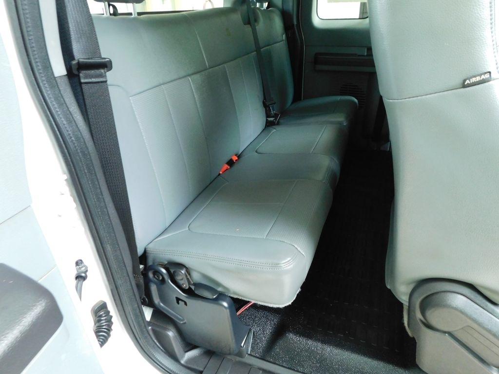 Ford F-250 SD XL SuperCab 4WD 2013