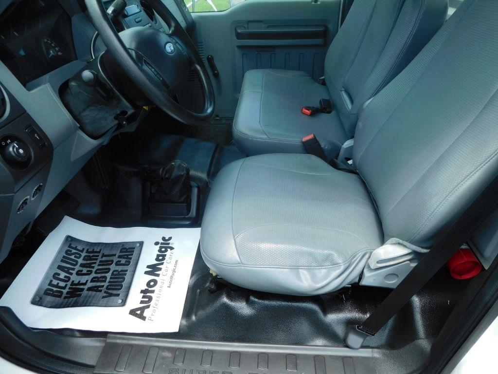 Ford F-650 Regular Cab 2WD DRW 2013
