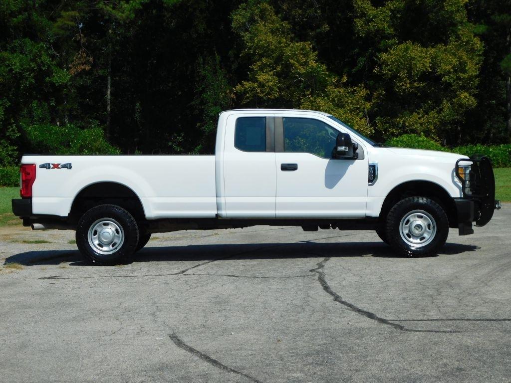 Ford F-350 SD XL SuperCab 4WD 2017