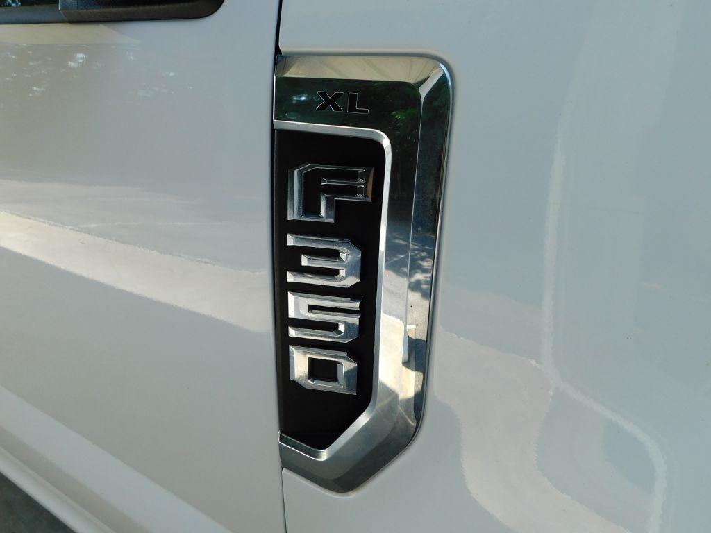 Ford F-350 SD XL SuperCab 4WD 2017