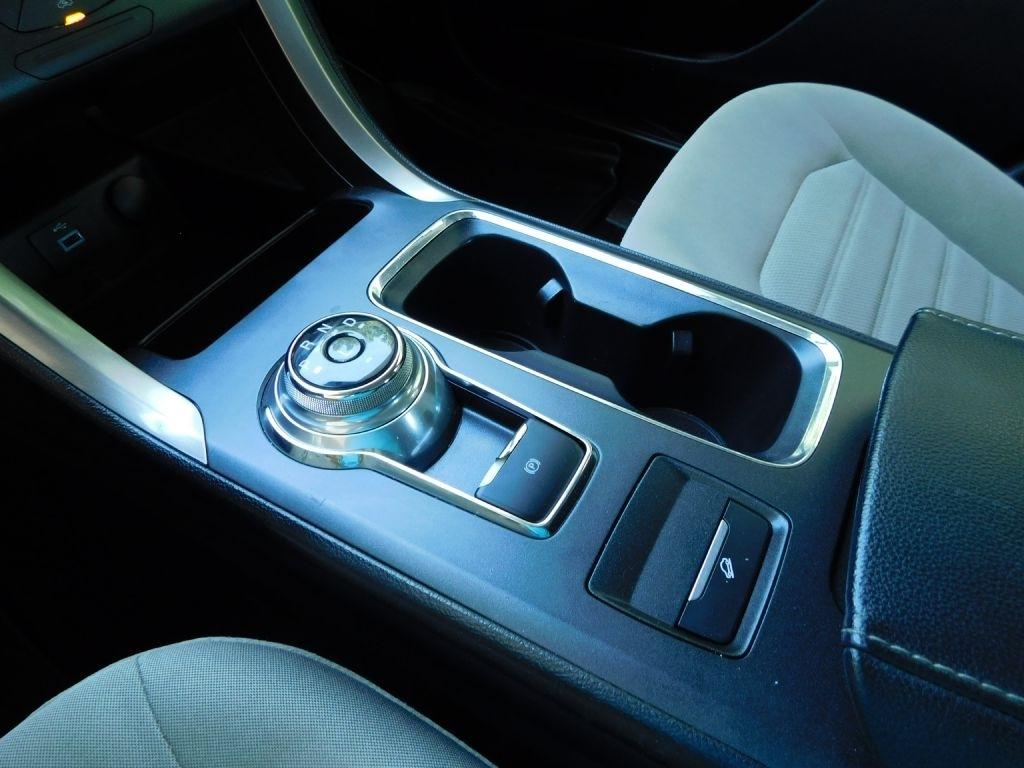 Ford Fusion S 2019