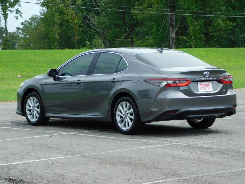 Toyota Camry LE 2021