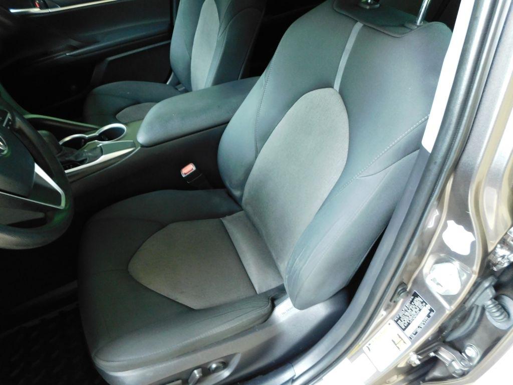 Toyota Camry LE 2021