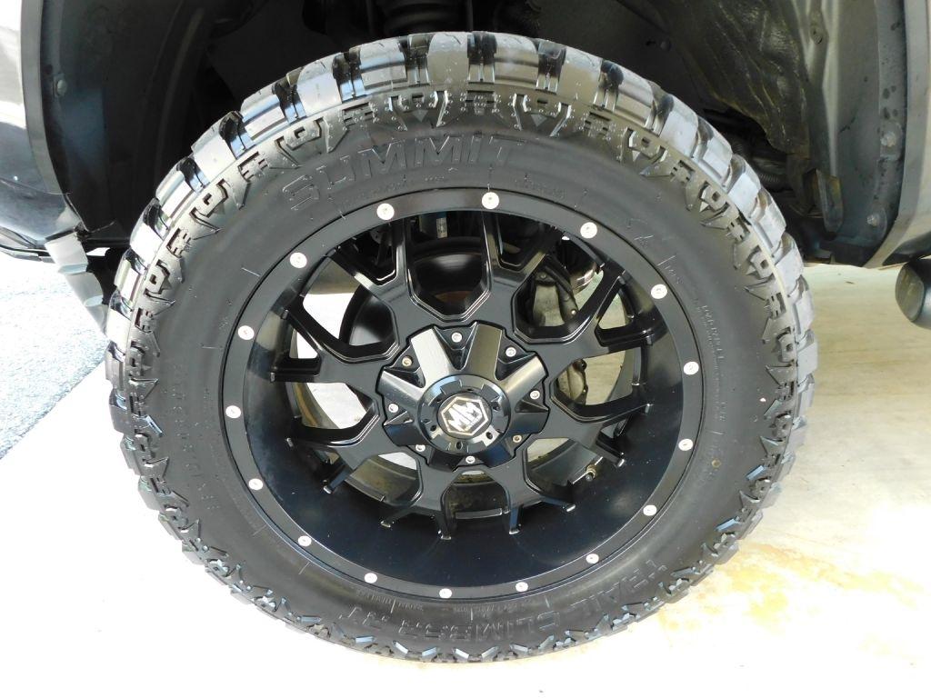 Toyota Tacoma SR5 Double Cab Long Bed V6 6AT 4WD 2017