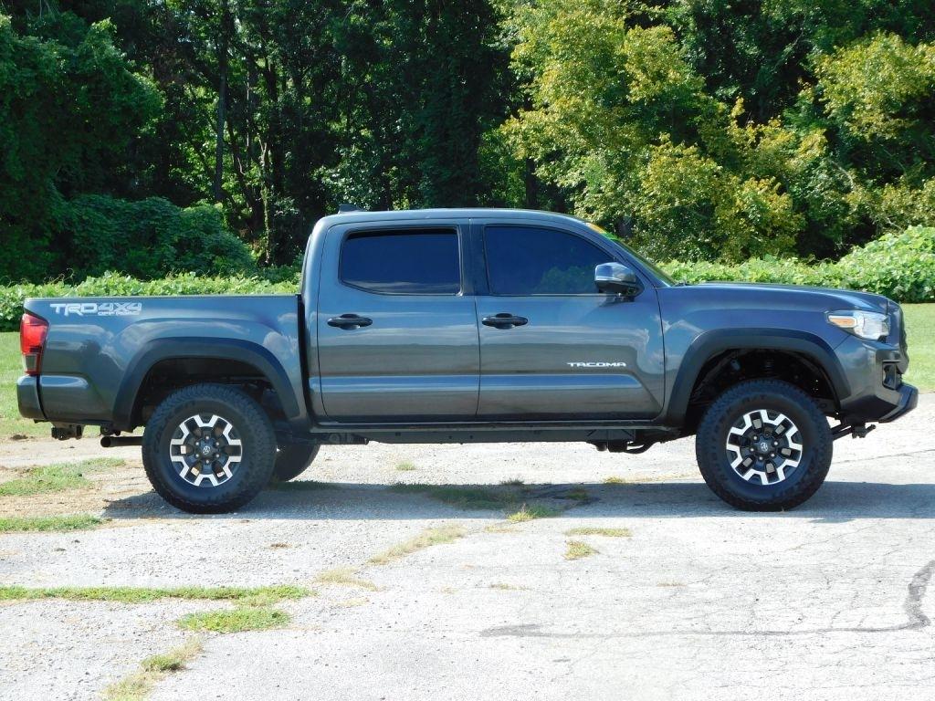 Toyota Tacoma SR5 Double Cab Long Bed V6 6AT 4WD 2018