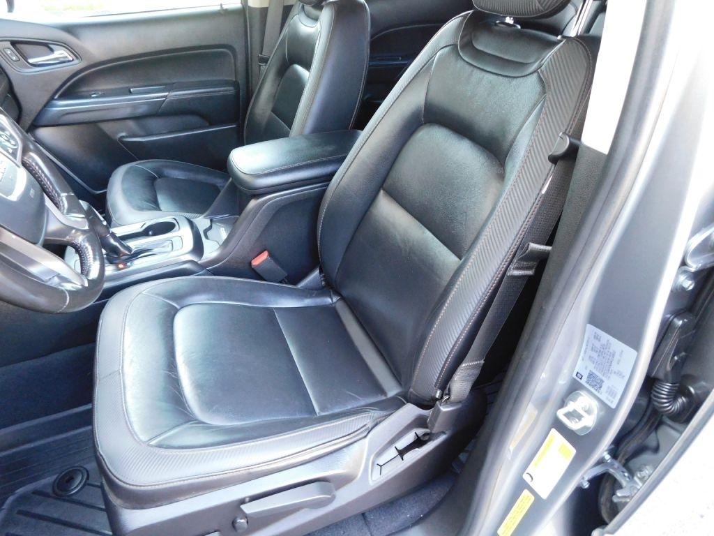 GMC Canyon AT4 Crew Cab w/Cloth 4WD 2021