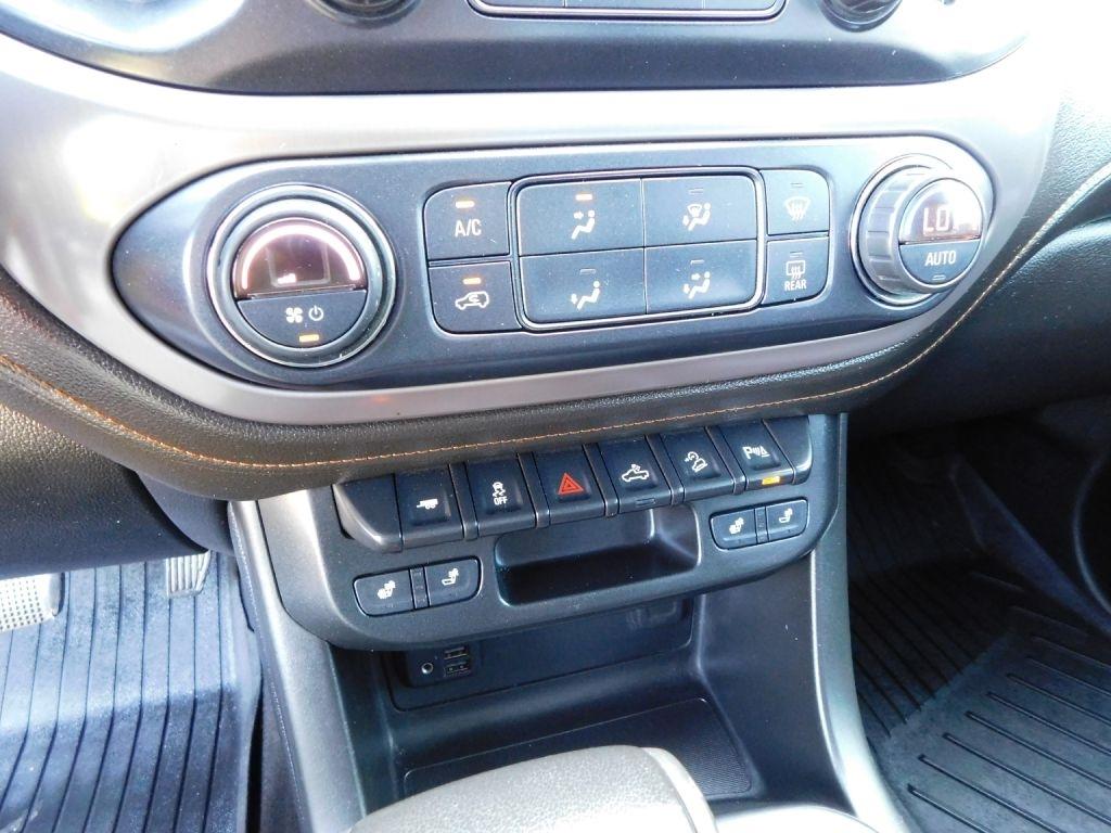 GMC Canyon AT4 Crew Cab w/Cloth 4WD 2021