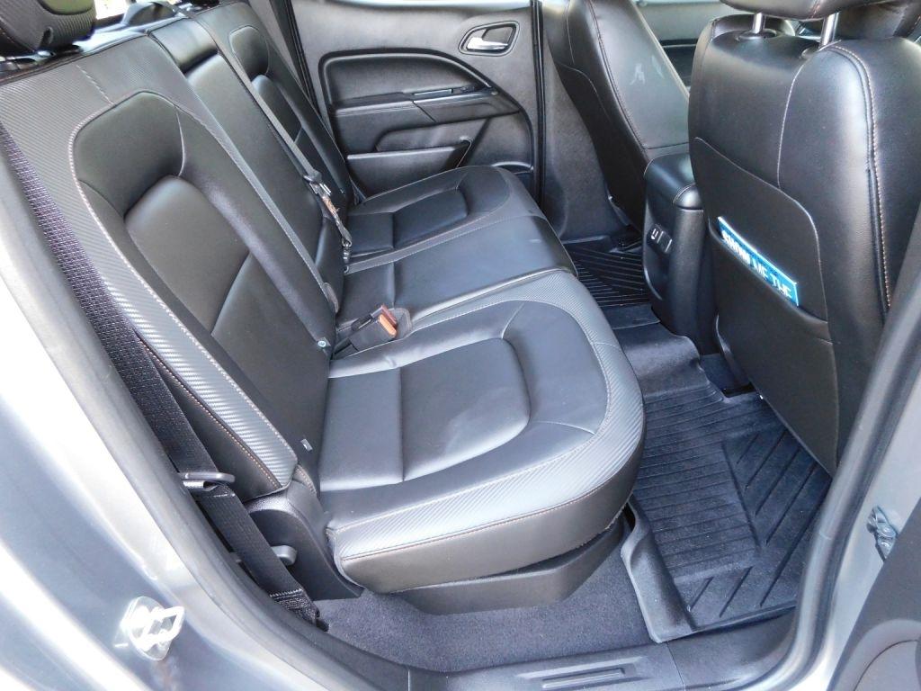 GMC Canyon AT4 Crew Cab w/Cloth 4WD 2021