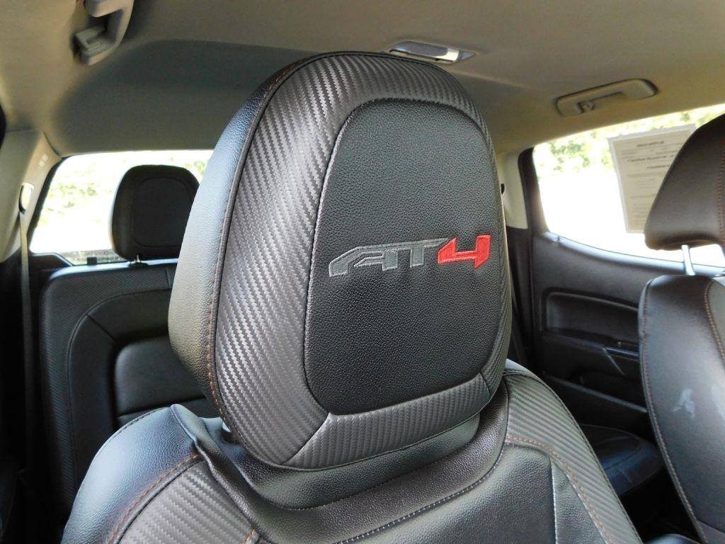 GMC Canyon AT4 Crew Cab w/Cloth 4WD 2021