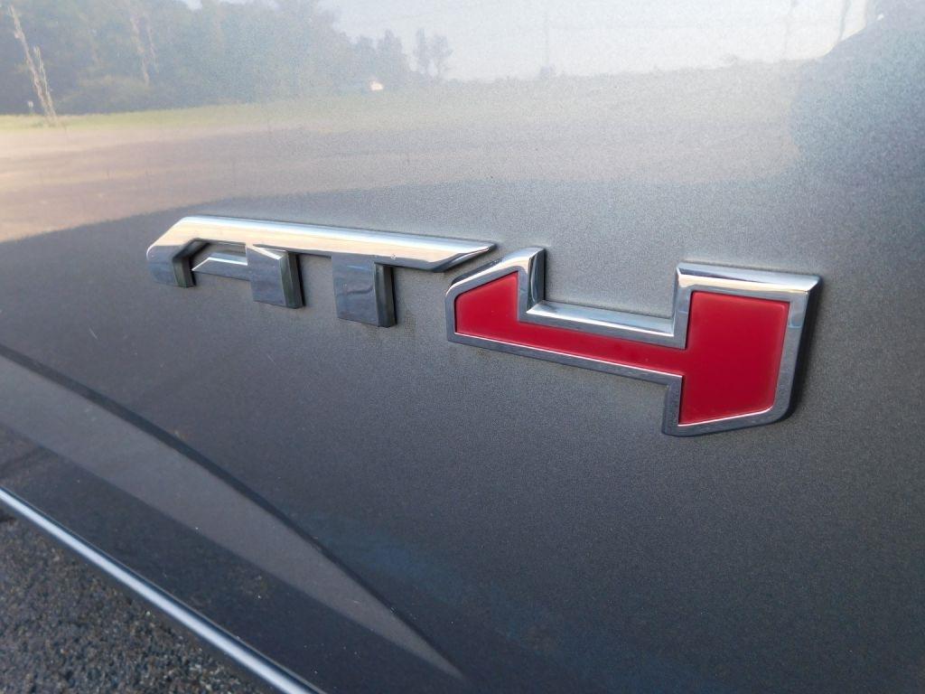 GMC Canyon AT4 Crew Cab w/Cloth 4WD 2021